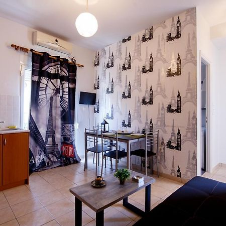 Modern Apartment Kalamáta Buitenkant foto